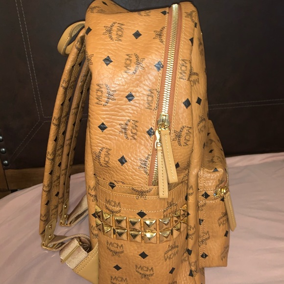 MCM medium backpack
